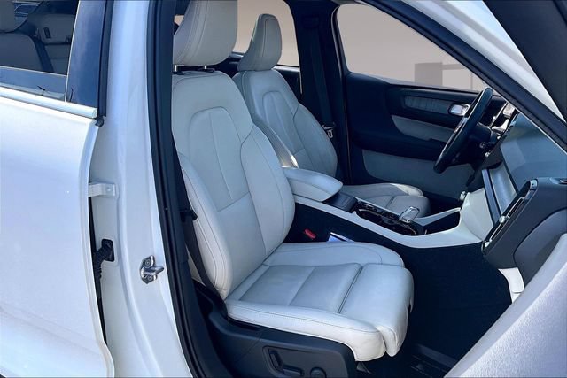 Used 2020 Volvo XC40 T5 Inscription AWD/4WD image 27