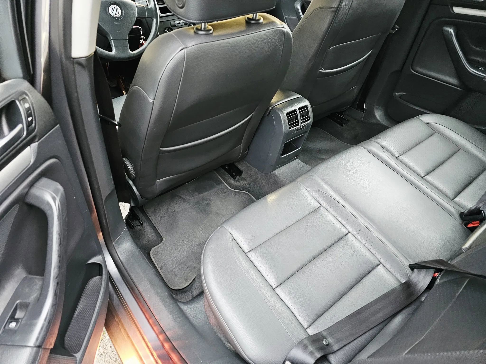 Used 2006 Volkswagen Jetta TDI FWD image 10