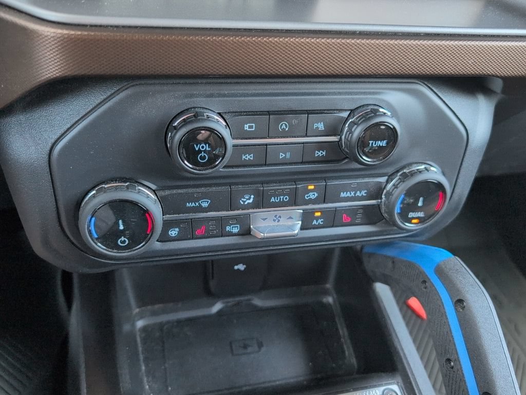 Used 2022 Ford Bronco Outer Banks AWD/4WD image 19