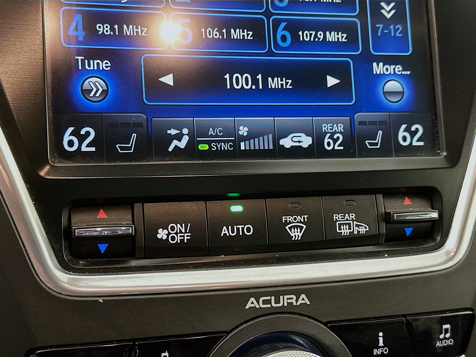 Used 2017 Acura MDX SH-AWD w/ Technology Package image 23