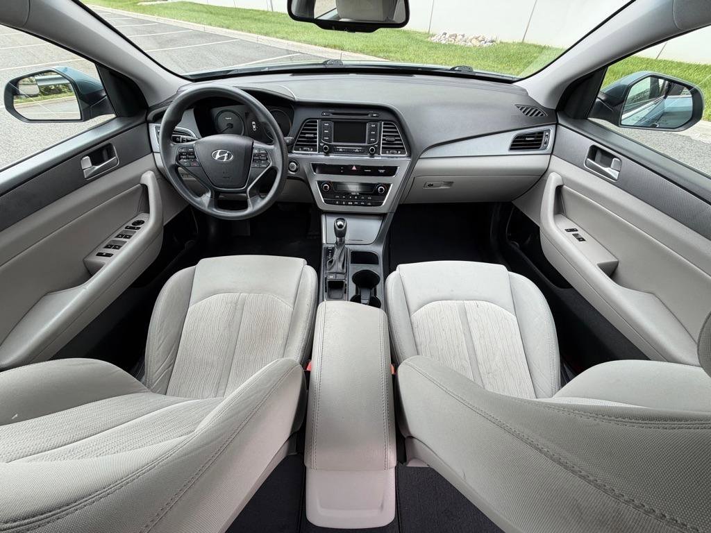 Used 2016 Hyundai Sonata SE FWD image 19