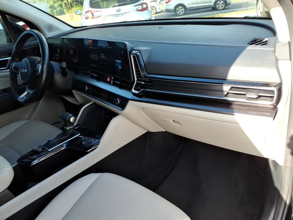 Used 2025 Kia Sportage EX image 20