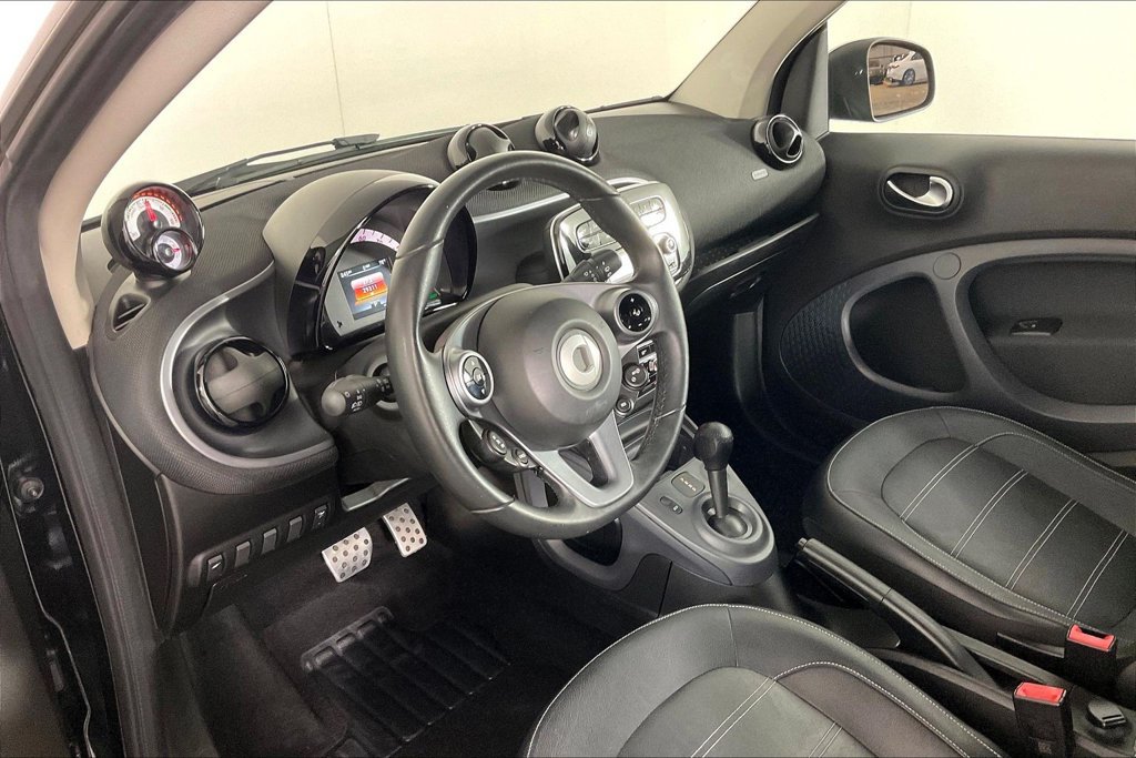Used 2019 smart fortwo electric drive w/ Sport Package RWD image 10
