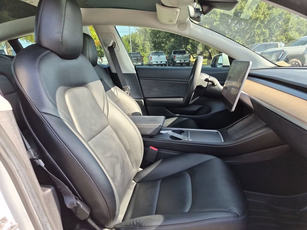Used 2021 Tesla Model 3 Standard Range Plus RWD image 33