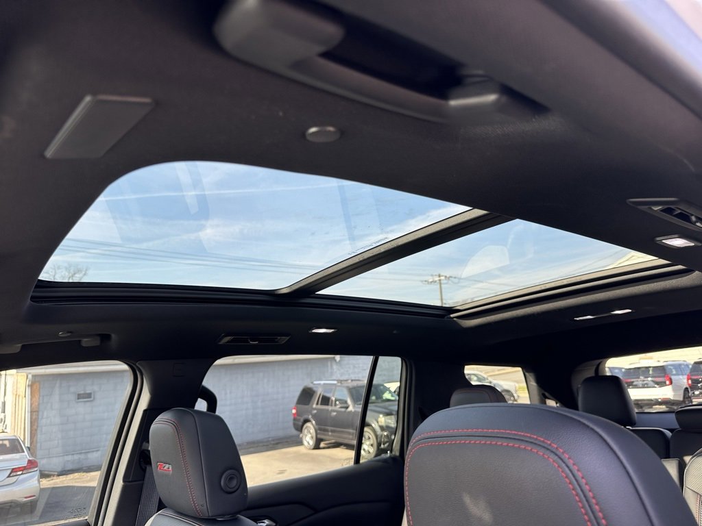 Used 2025 Chevrolet Traverse Z71 w/ Driver Confidence Package image 6