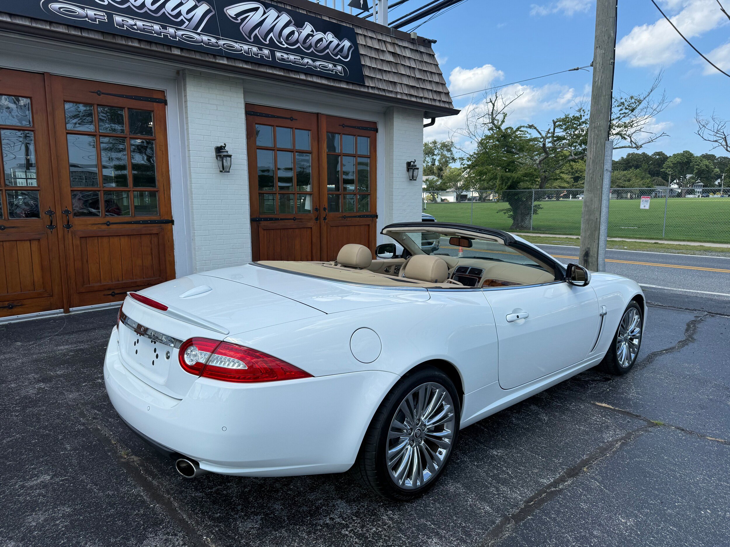 Used 2011 Jaguar XK Convertible RWD image 5