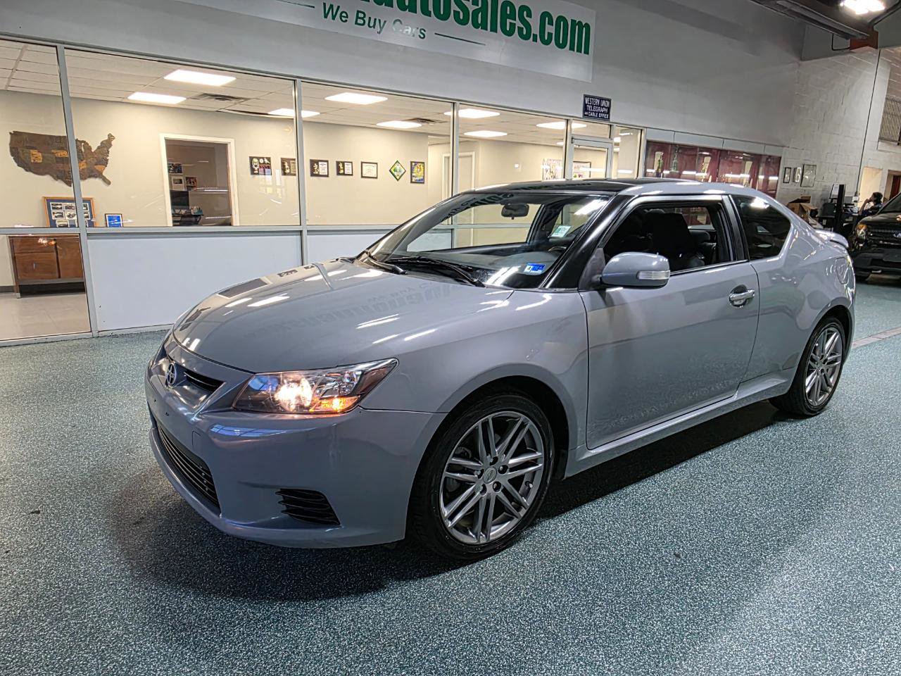 Used 2013 Scion tC image 2