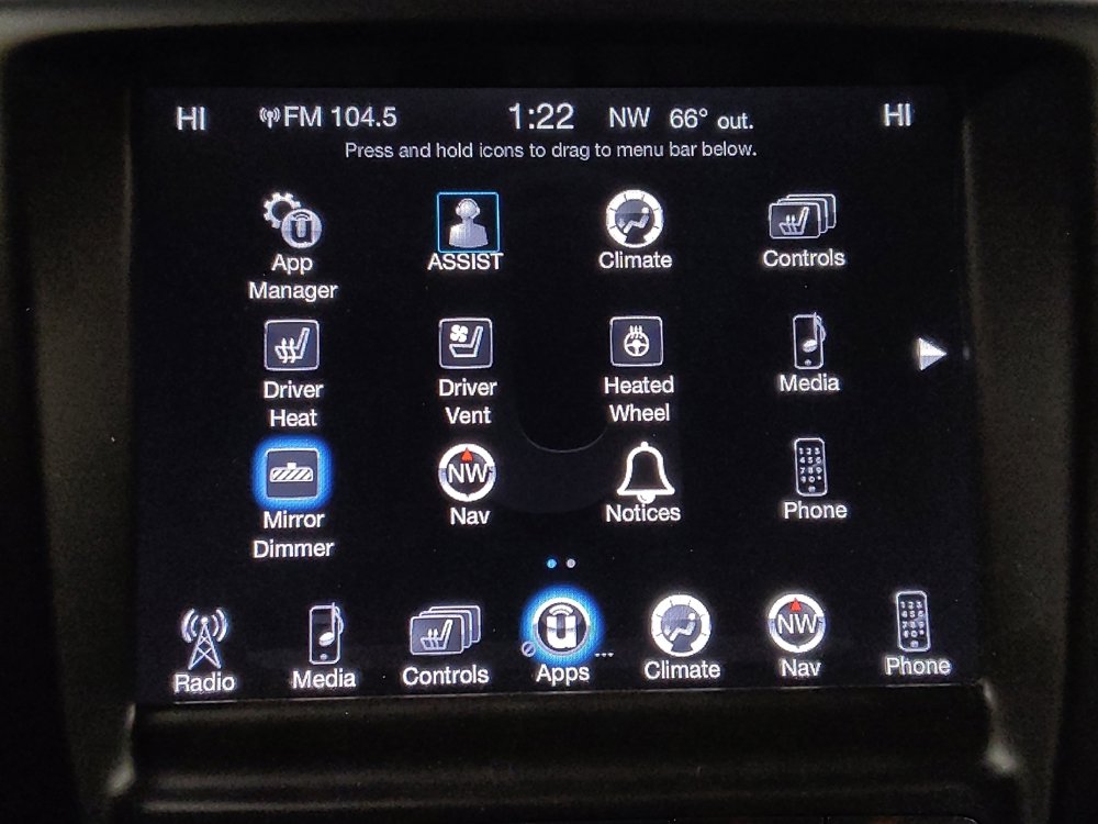 Used 2015 Chrysler 200 C w/ Navigation & Sound Group I image 25