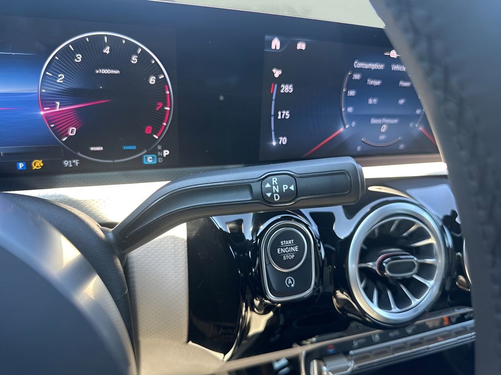 Used 2025 Mercedes-Benz CLA 250 4MATIC image 18