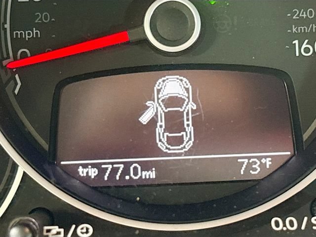 Used 2018 Volkswagen Beetle 2.0T S FWD image 12