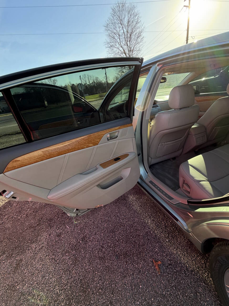 Used 2007 Toyota Avalon Limited FWD image 7