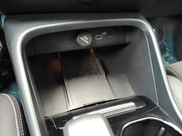 Used 2022 Volvo C40 P8 Recharge Ultimate AWD/4WD image 45