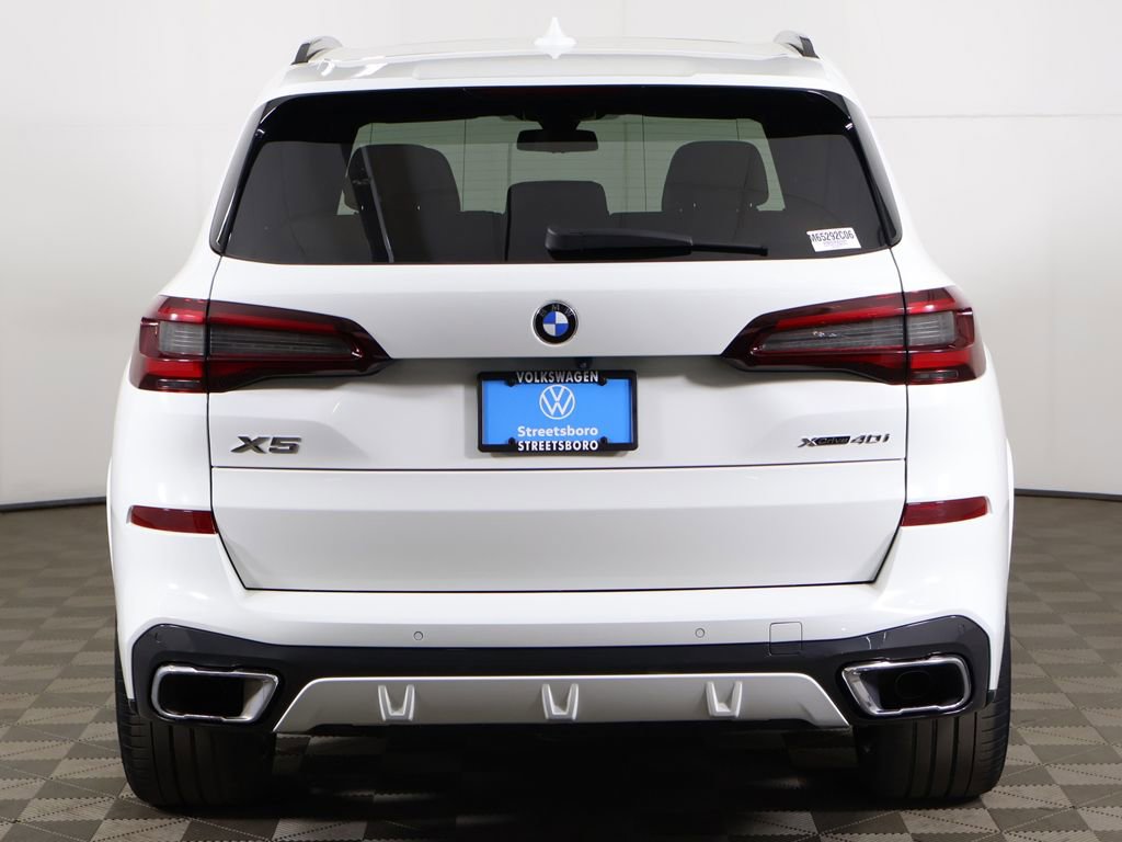 Used 2022 BMW X5 xDrive40i AWD/4WD image 16