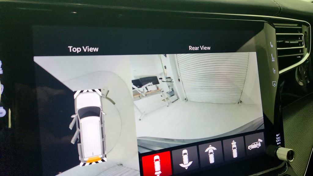 Used 2022 Jeep Grand Wagoneer Series II image 25