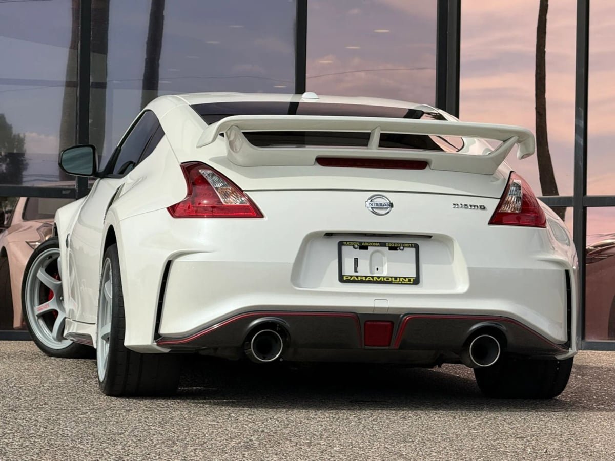 Used 2019 Nissan 370Z NISMO RWD image 8
