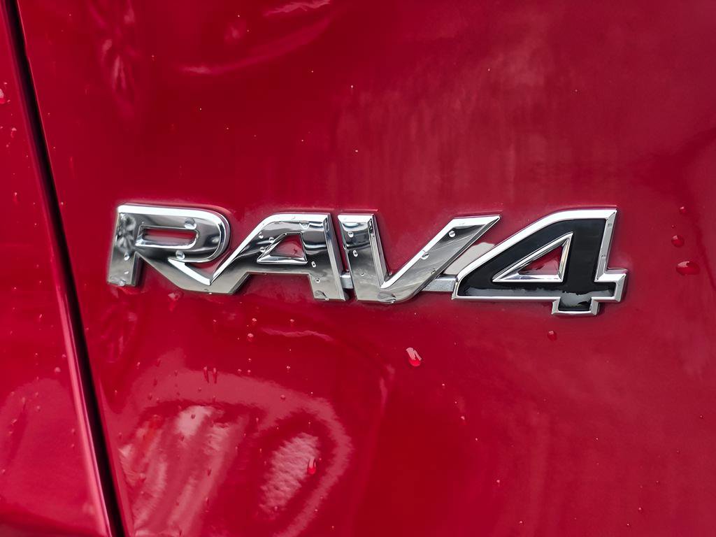 Used 2024 Toyota RAV4 LE FWD image 13