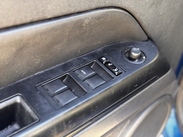 Used 2010 Jeep Compass Sport image 13