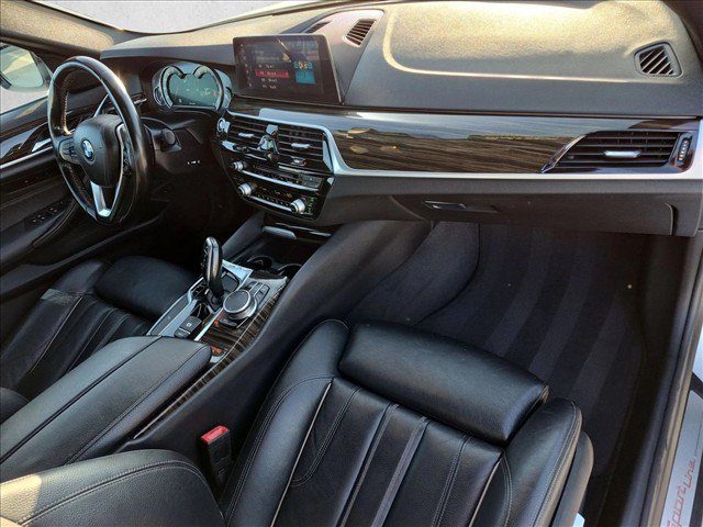 Used 2019 BMW 540i w/ Convenience Package RWD image 22