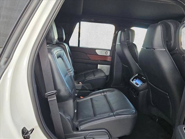 Used 2024 Lincoln Navigator Reserve AWD/4WD image 18