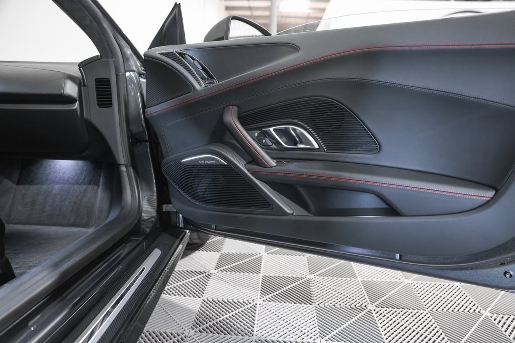 Used 2017 Audi R8 V10 plus image 23