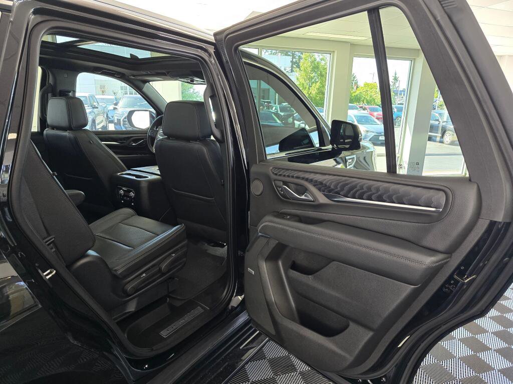 Used 2022 GMC Yukon Denali AWD/4WD image 42