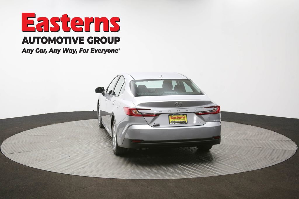 Used 2025 Toyota Camry LE image 38
