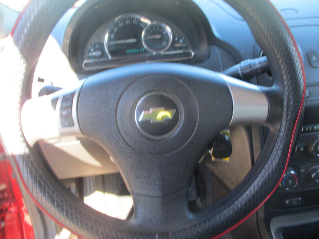 Used 2011 Chevrolet HHR LS FWD image 11
