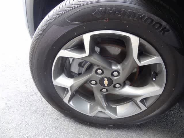 Used 2025 Chevrolet Trax LT FWD image 33