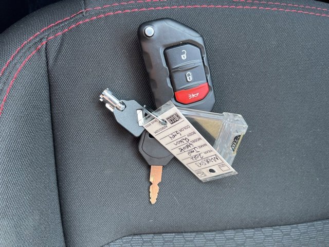 Used 2022 Jeep Gladiator Rubicon w/ LED Lighting Group image 39