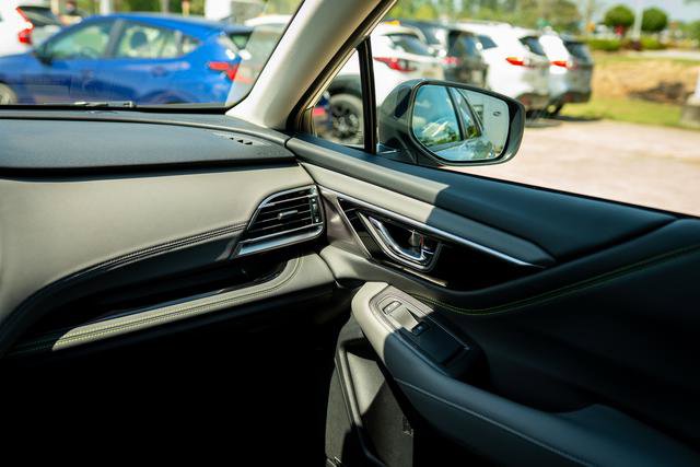 Certified 2025 Subaru Outback Onyx Edition w/ Popular Package #2 image 30