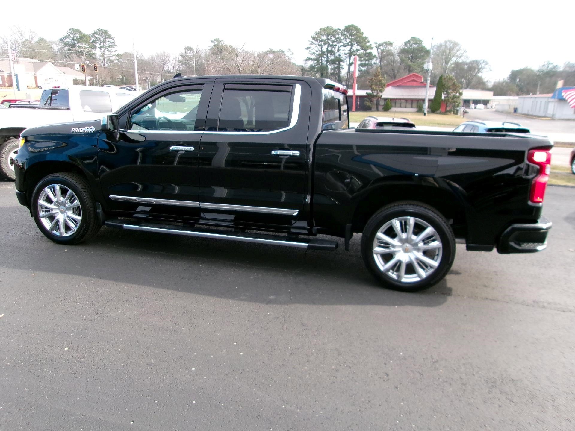 Certified 2022 Chevrolet Silverado 1500 High Country w/ High Country Premium Package image 9
