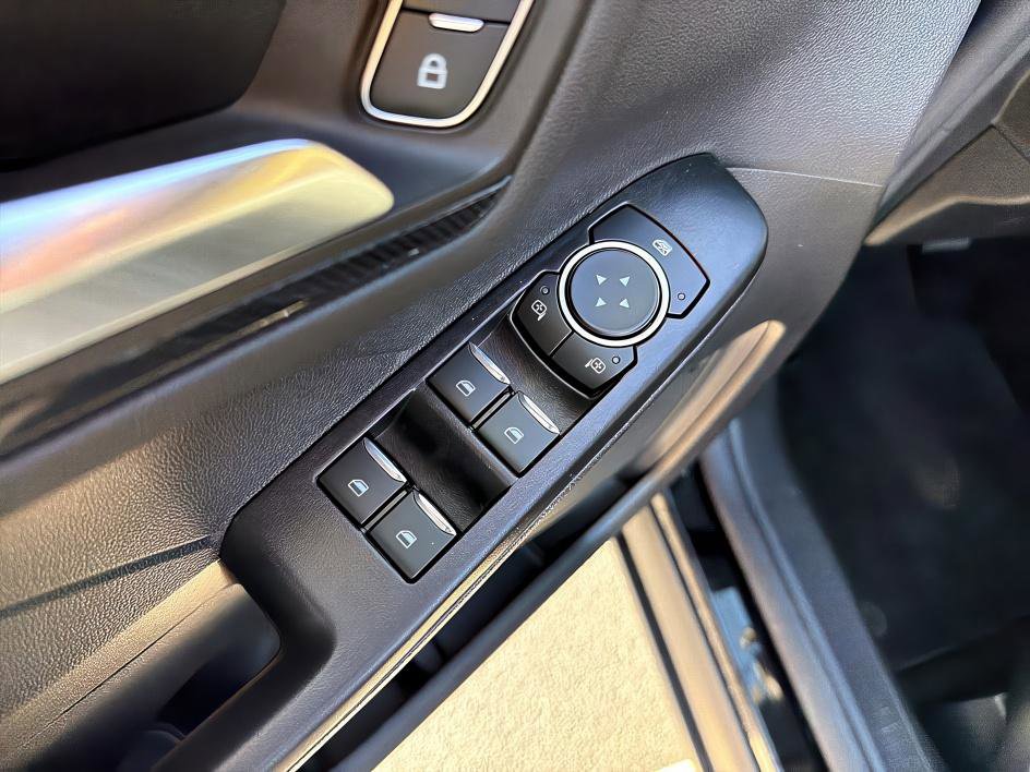 Used 2025 Ford Escape ST-Line w/ Tech Pack #1 image 10