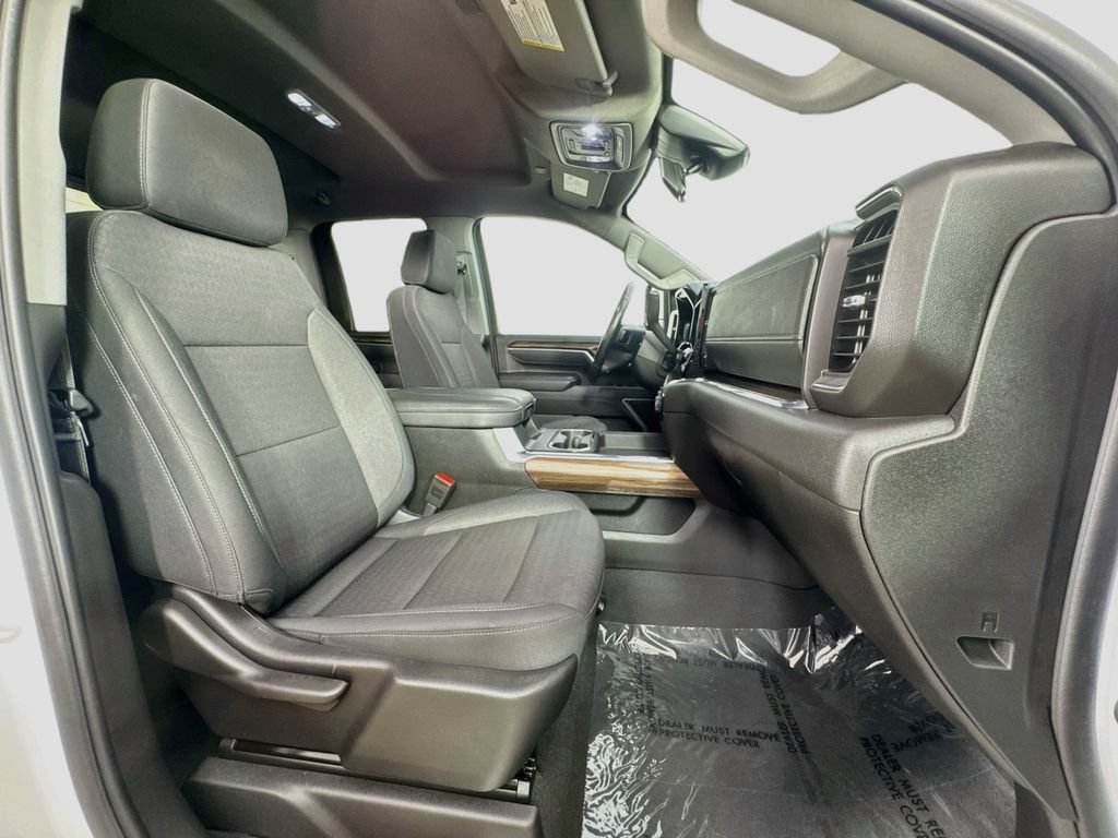 Used 2025 Chevrolet Silverado 3500 LT AWD/4WD image 34