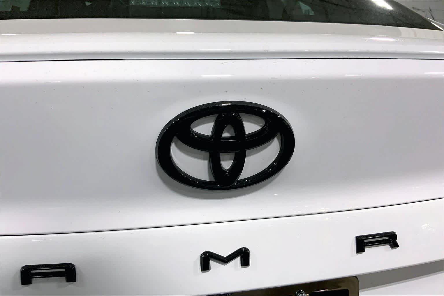 New 2026 Toyota Camry SE FWD image 15