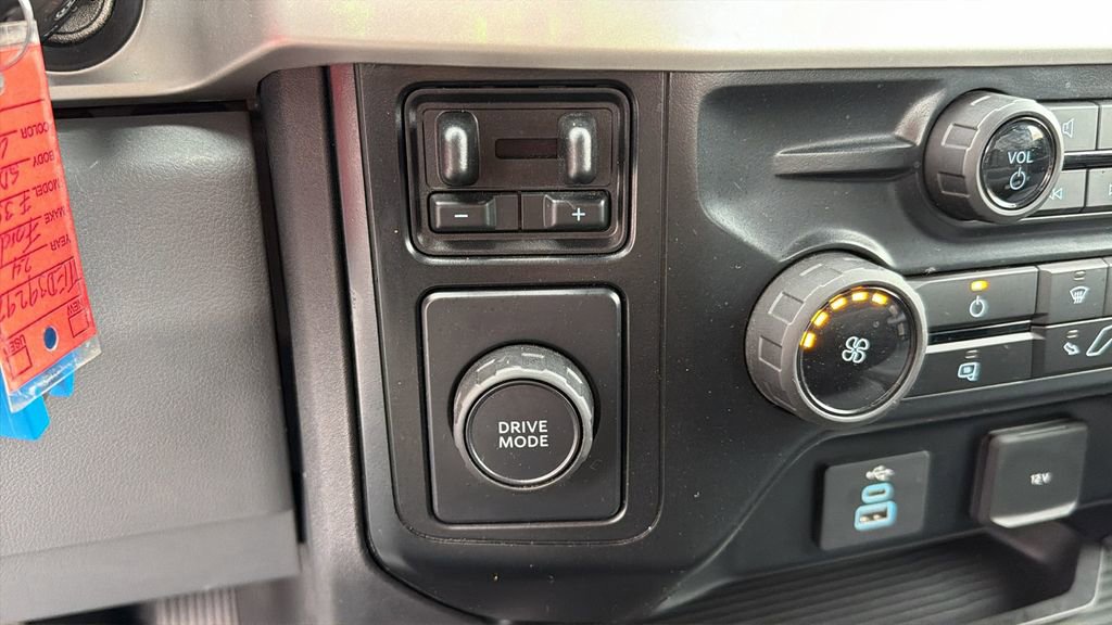 Used 2024 Ford F350 XL image 29