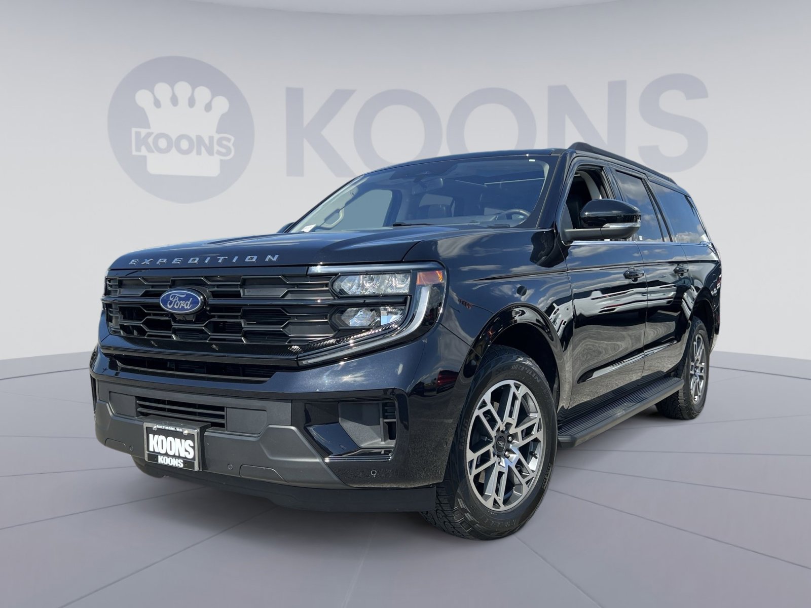 Certified 2025 Ford Expedition Max Active AWD/4WD image 1