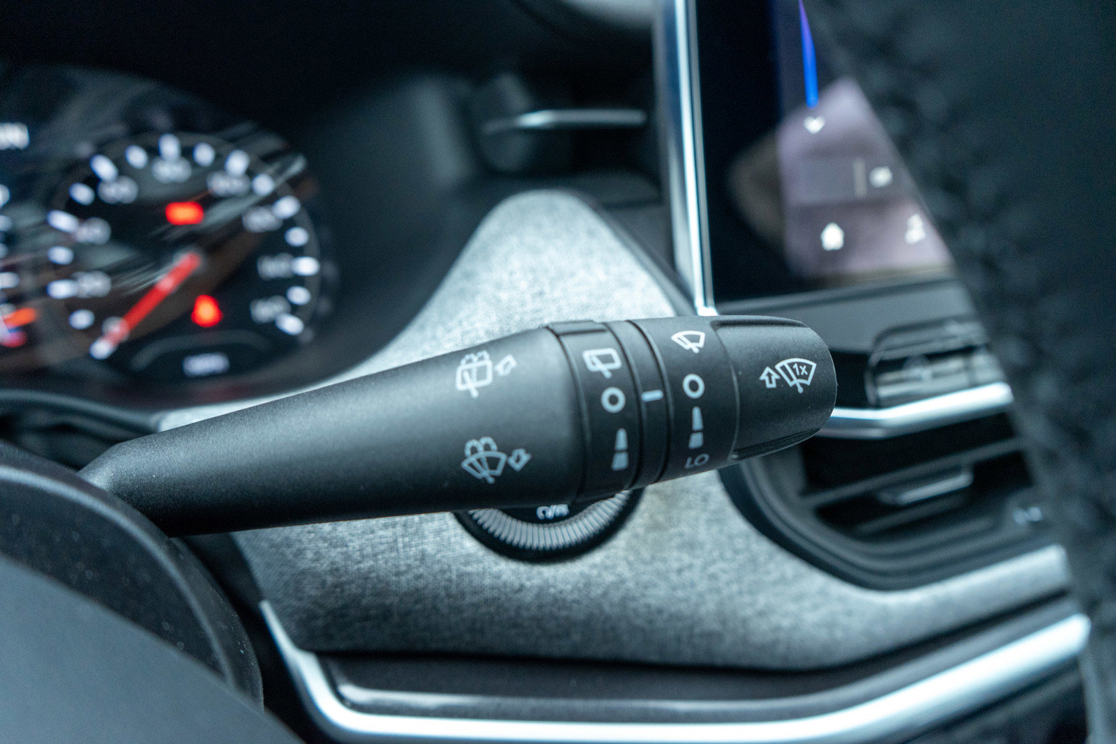 Used 2023 Jeep Compass Latitude image 26