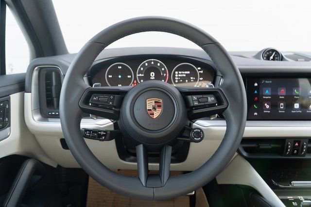 New 2026 Porsche Cayenne S image 23