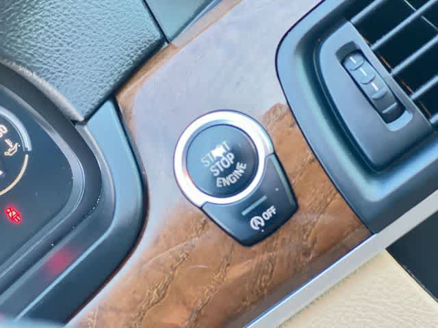 Used 2013 BMW 535i Sedan RWD image 28