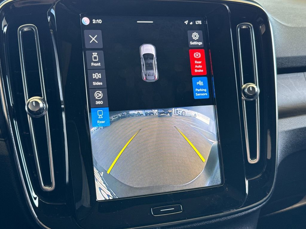 Certified 2023 Volvo C40 P8 Recharge Ultimate image 19