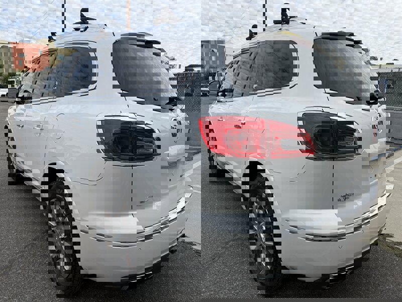 Used 2016 Buick Enclave Premium w/ Experience Buick Package image 5