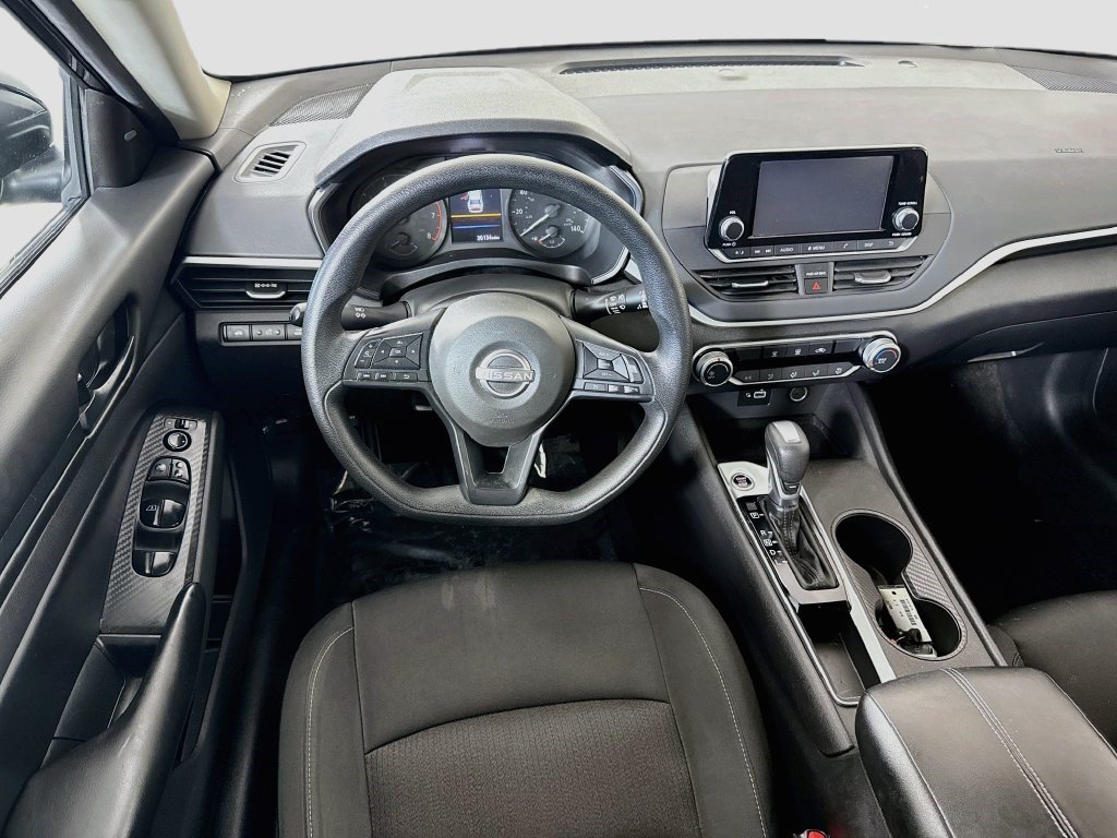 Used 2023 Nissan Altima 2.5 S FWD image 16