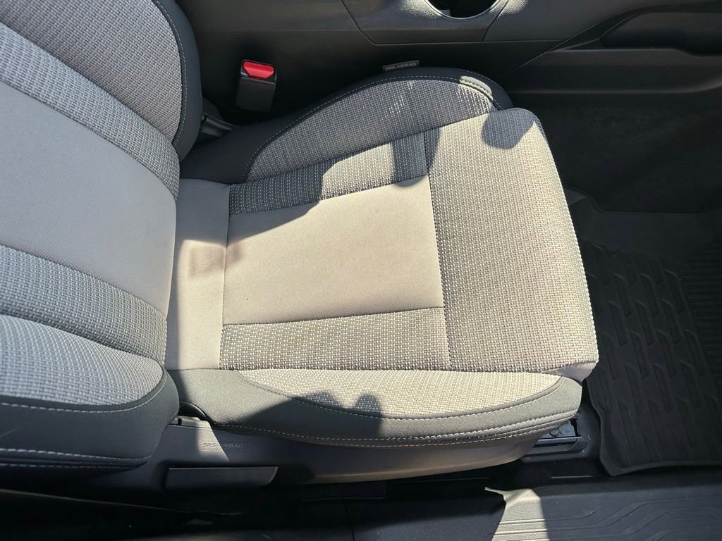 Used 2025 Subaru Outback Premium image 17