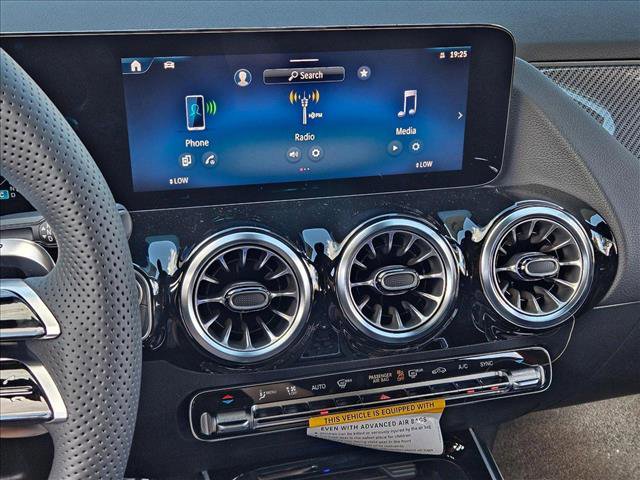 New 2025 Mercedes-Benz GLA 35 AMG 4MATIC image 12