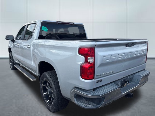 Used 2019 Chevrolet Silverado 1500 LT w/ All-Star Edition AWD/4WD image 2