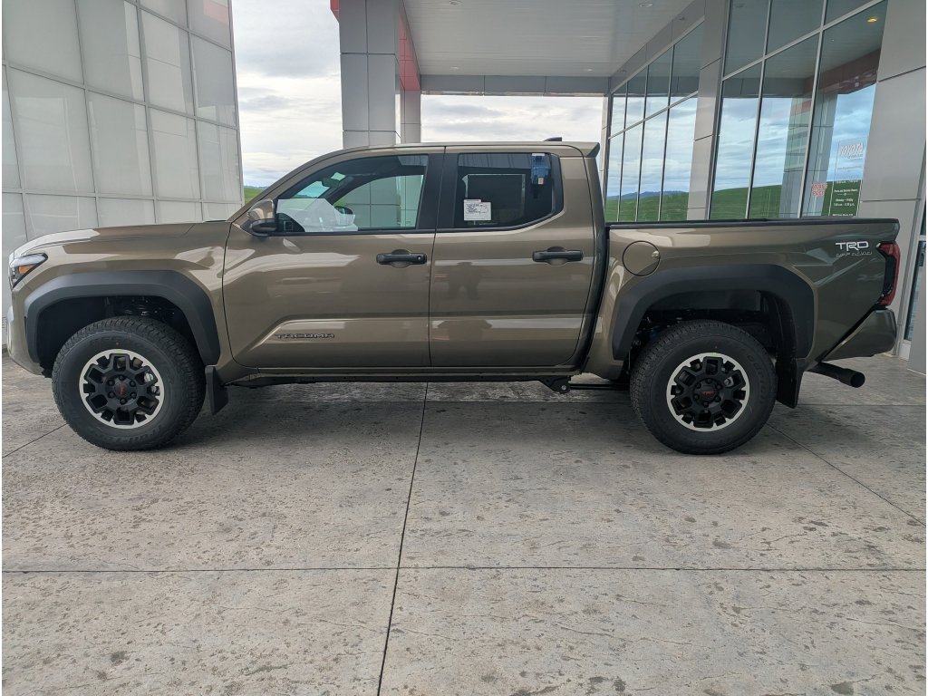 New 2026 Toyota Tacoma TRD Off-Road image 4