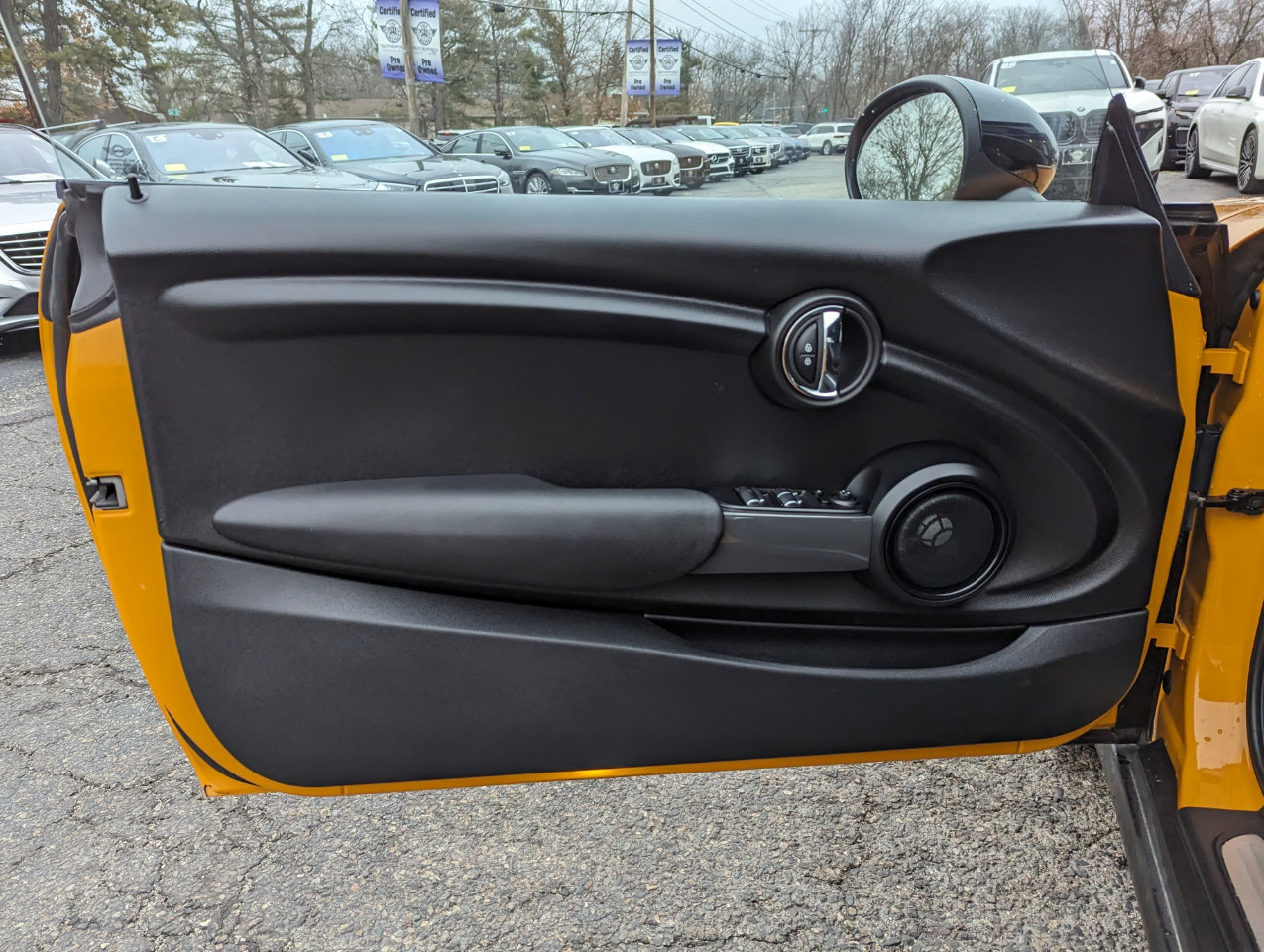 Used 2018 MINI Cooper Convertible image 11