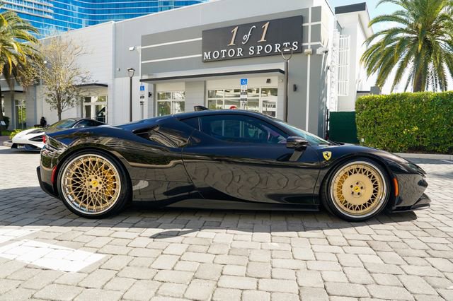 Used 2021 Ferrari SF90 Stradale image 33