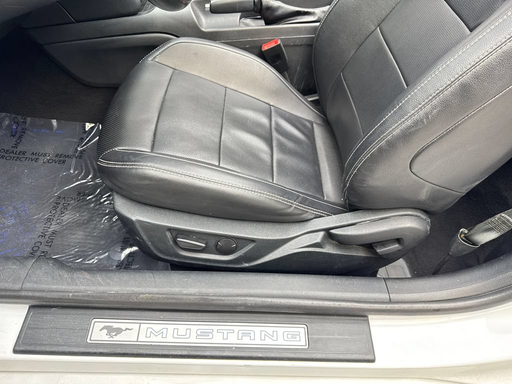 Used 2023 Ford Mustang Premium RWD image 28