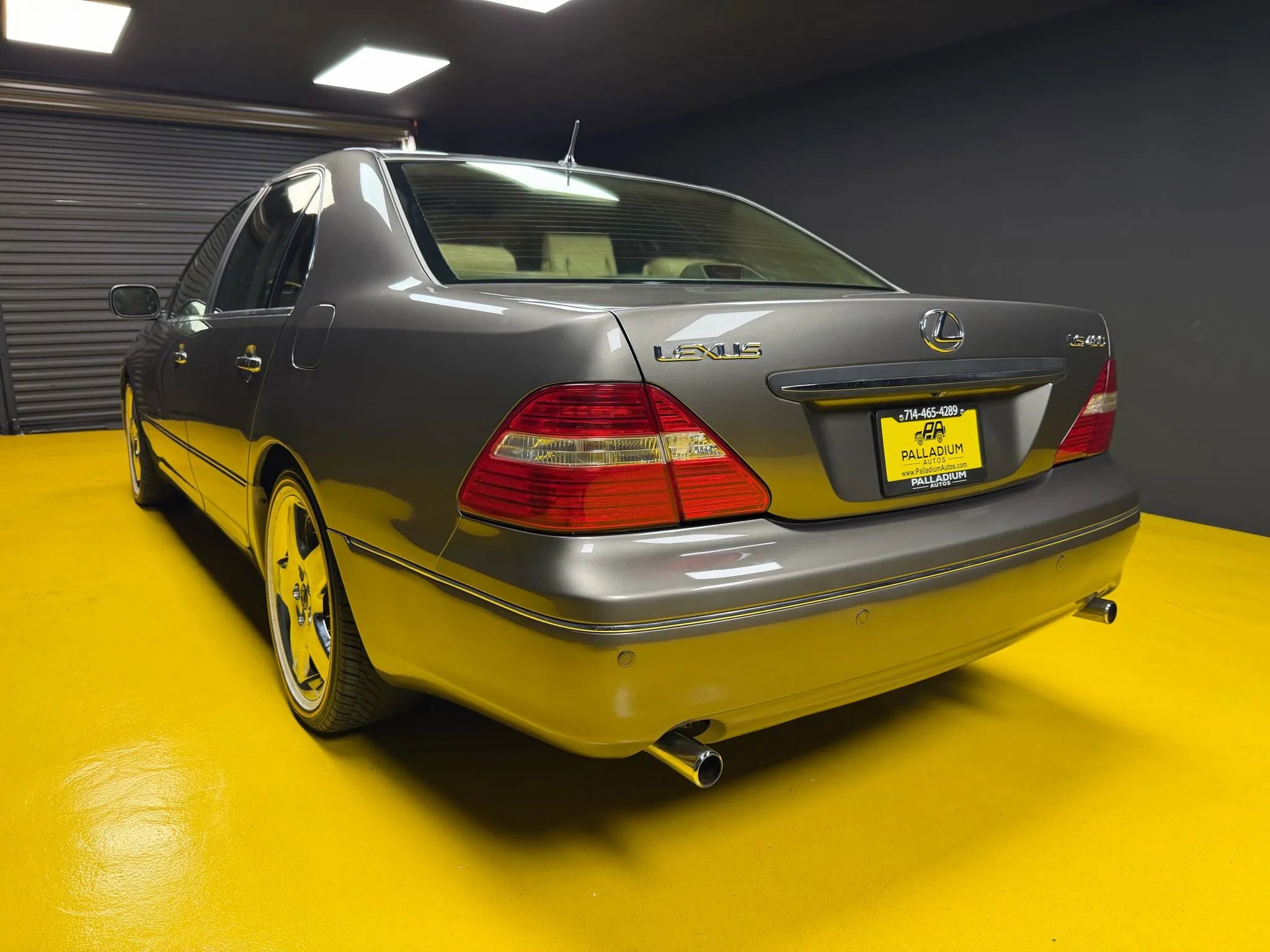 Used 2005 Lexus LS 430 image 4